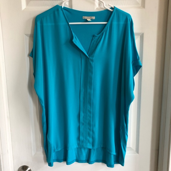 Dana Buchman Tops - Dana Buchman short sleeve top